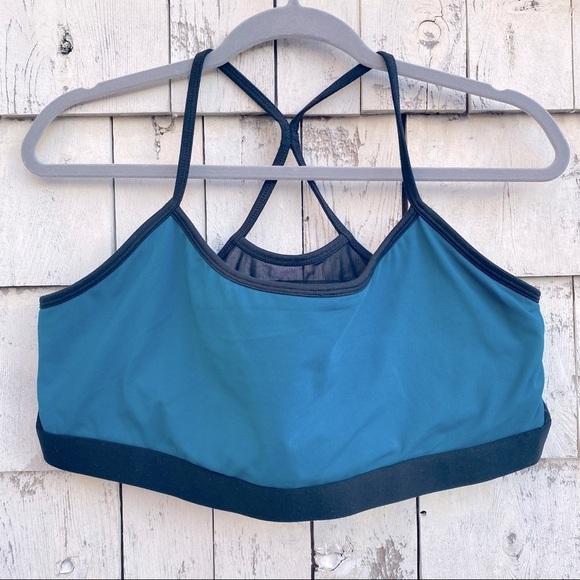 Fabletics Sports Women’s Bra - Picture 1 of 4